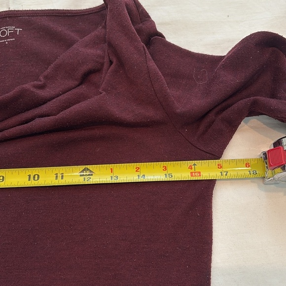 Ann Taylor Loft Burgundy L/S Cowl Neck Pullover. Small - Picture 8 of 10